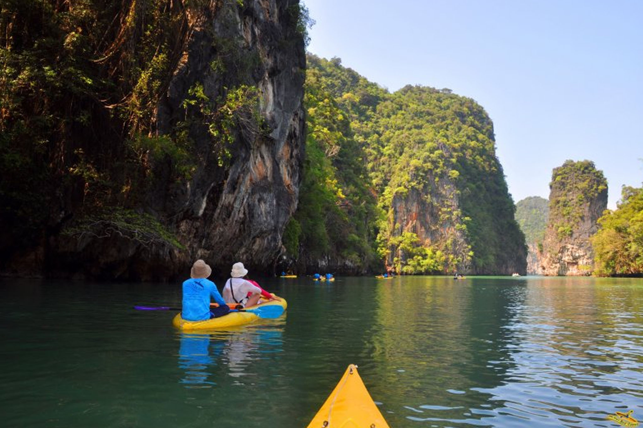 what to pack for sea canoe thailand h2 01